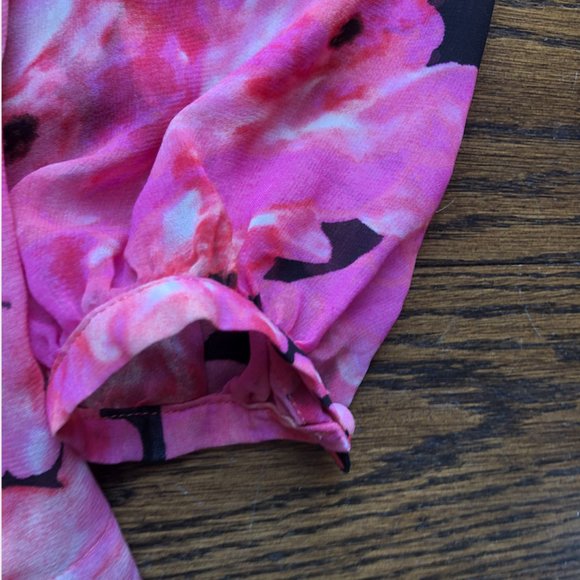 CAbi Blossom Blouse Top - Picture 2 of 9